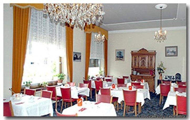 ホテル ヴィクトリア ブリーク レストラン 写真
